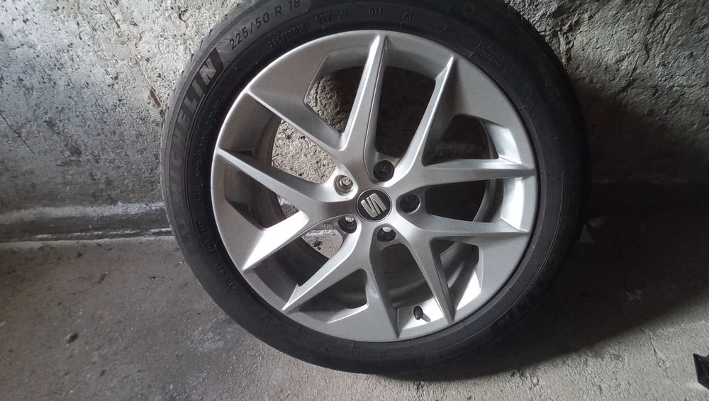 18 цолови джанти с летни гуми Michelin 225/50/18