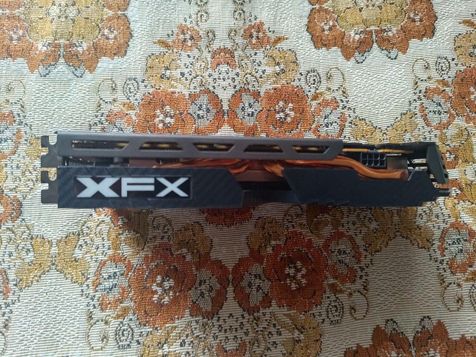 Radeon RX 580 8GB XFX – Отлично състояние, готова за гейминг