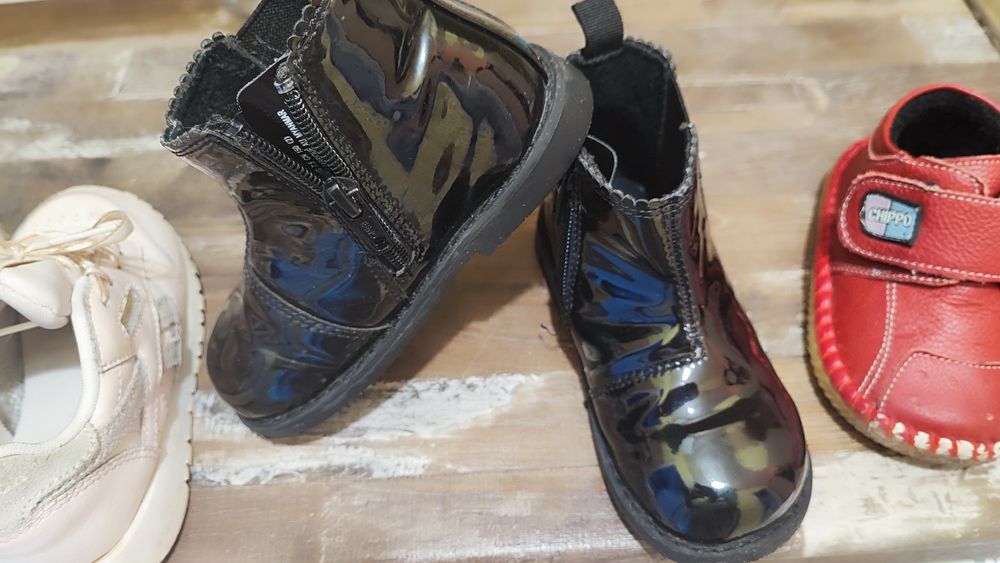 Детски обувки и топлинки