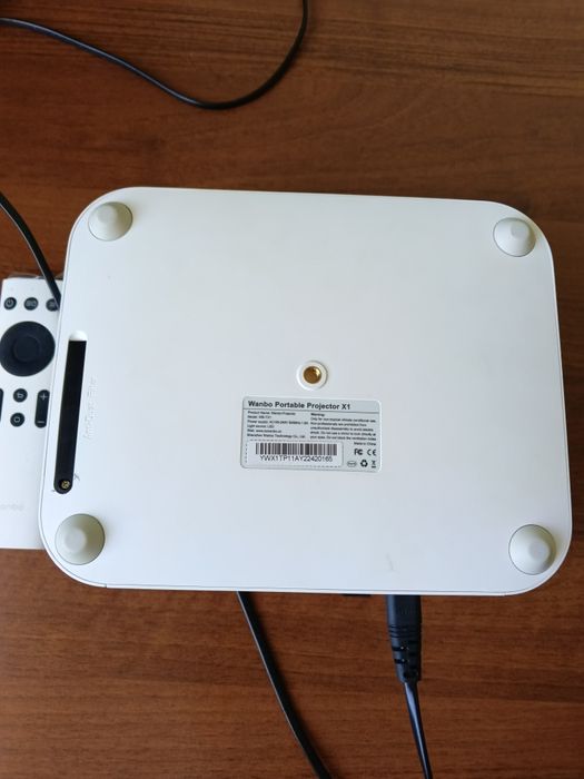 Кино проектор Wanbo X-1