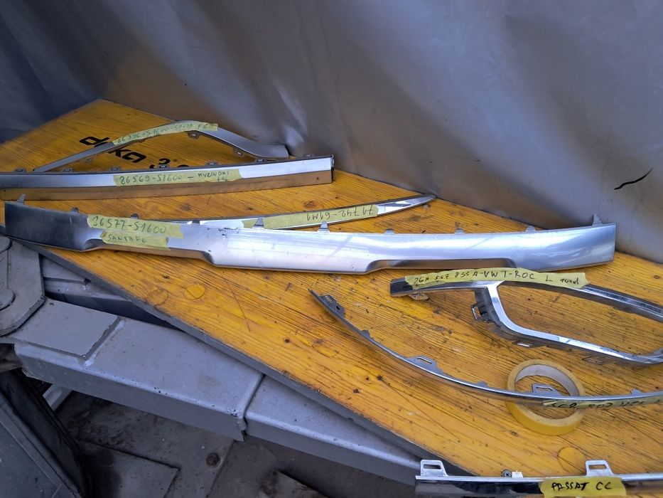 Лайсна хром Hyundai  Santa fe  VW T-'Rok Passat CC  Tiguan 2016/23г