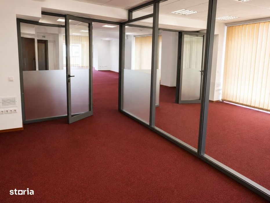 Spatiu birouri in cladire moderna, etaj 3, lift