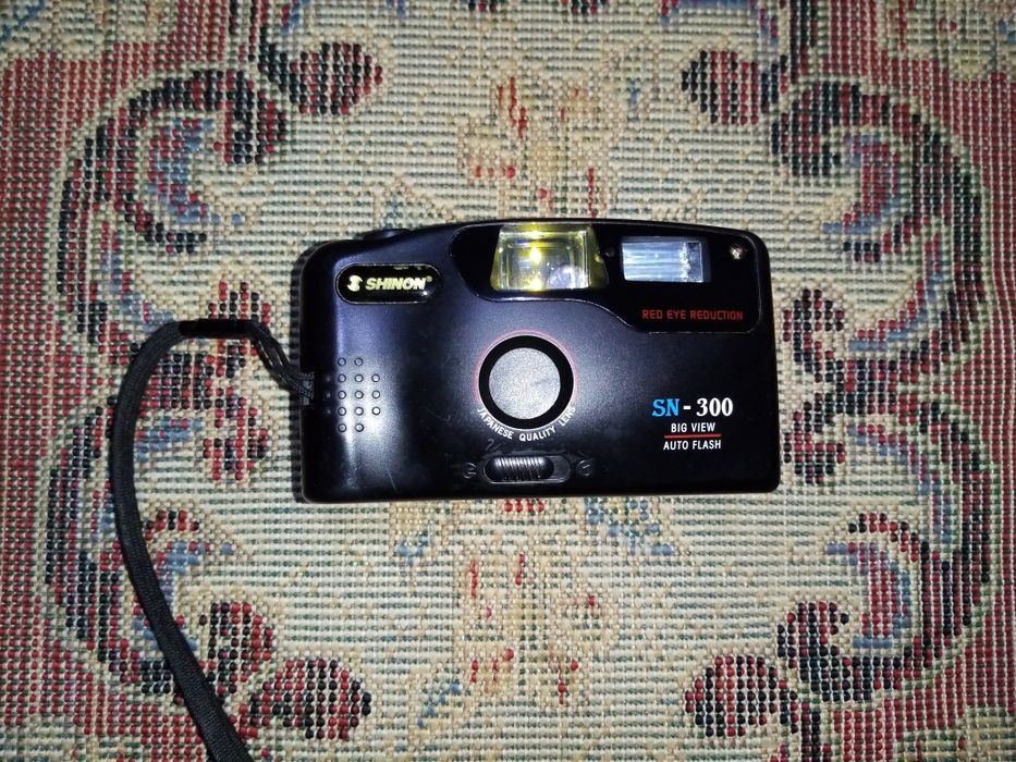 Пленочный фотоаппарат