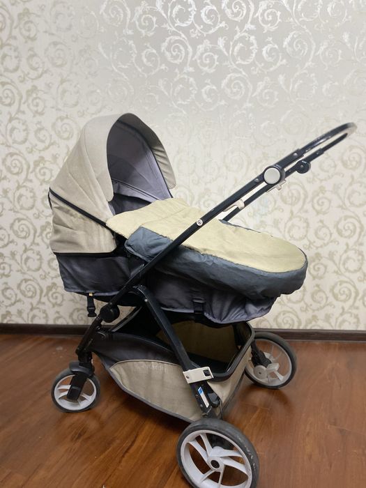 Детская коляска + кресло для авто