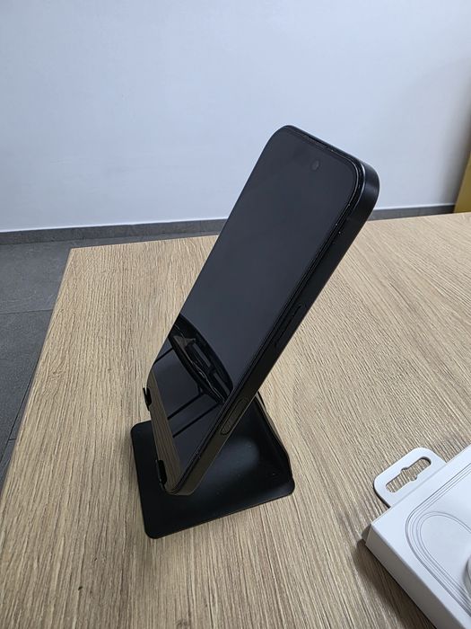 Vând iPhone 16 128gb 5g Black