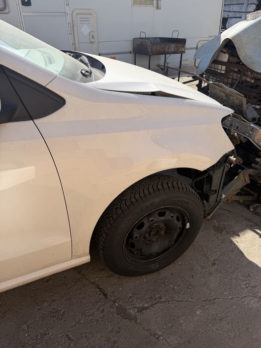 Aripa dreapta Vw Polo 6R2 010-