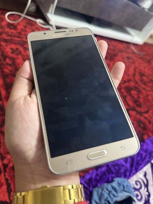 Samsung Galaxy J7 (2016) Duos