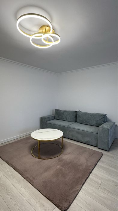 Apartament de închiriat – 2 camere, modern, parter, loc de parcare inclus – zona Lucian Blaga