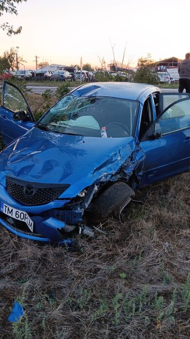 Masina de vânzare avariata, accept și variante