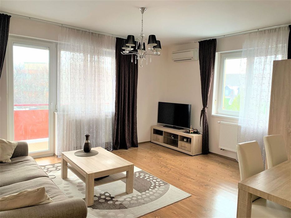 Продава се Тристаен апартамент в София, Банишора - 102 кв.м за 1383 €/кв.м - Снимка #2