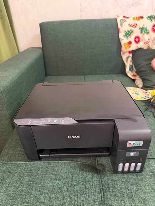 Принтер epson в хорошем состояний