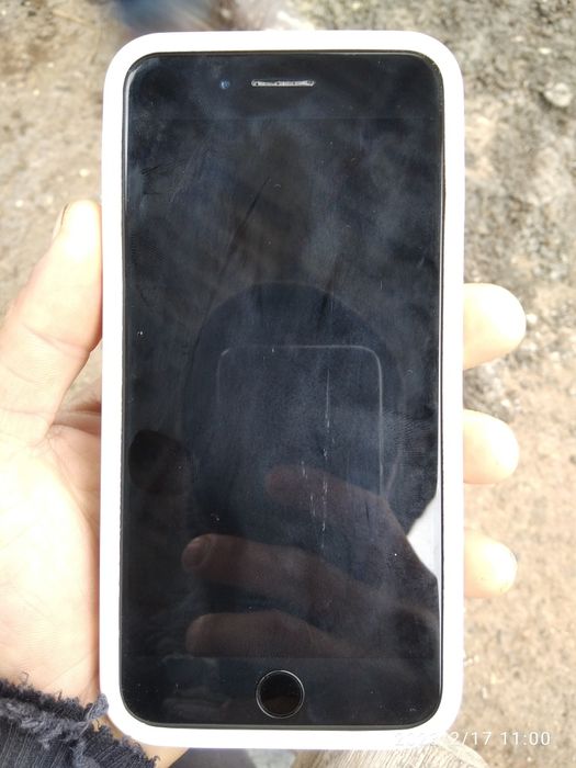 Apple 7+ 128gb kelishamiz