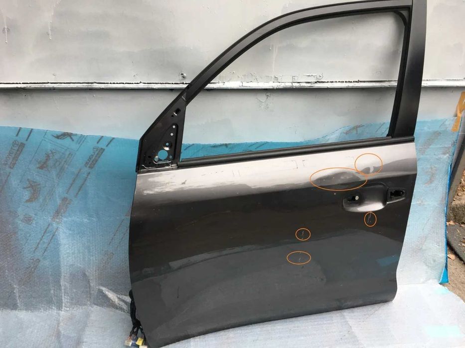 Предна лява врата за TOYOTA LAND CRUISER J200 2007/2015