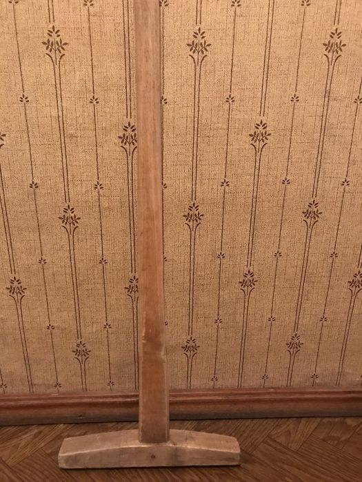 Швабры деревянные и пластиковые