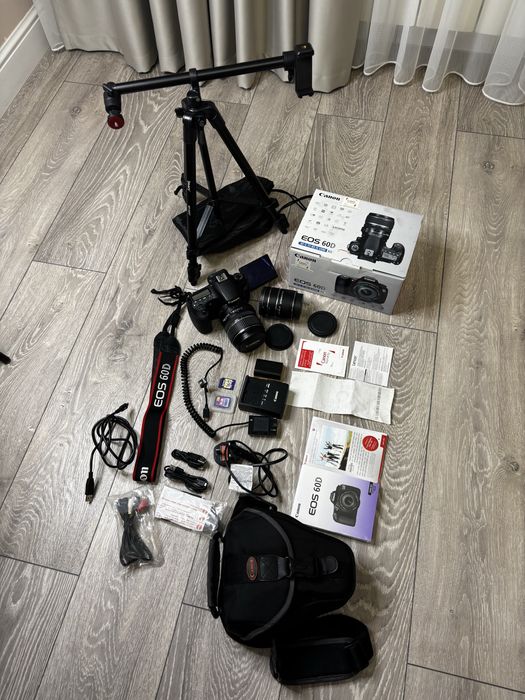 Canon EOS 60D + EF-S 17-85mm IS USM. Идеальное состояние, Пробег 8,3K!