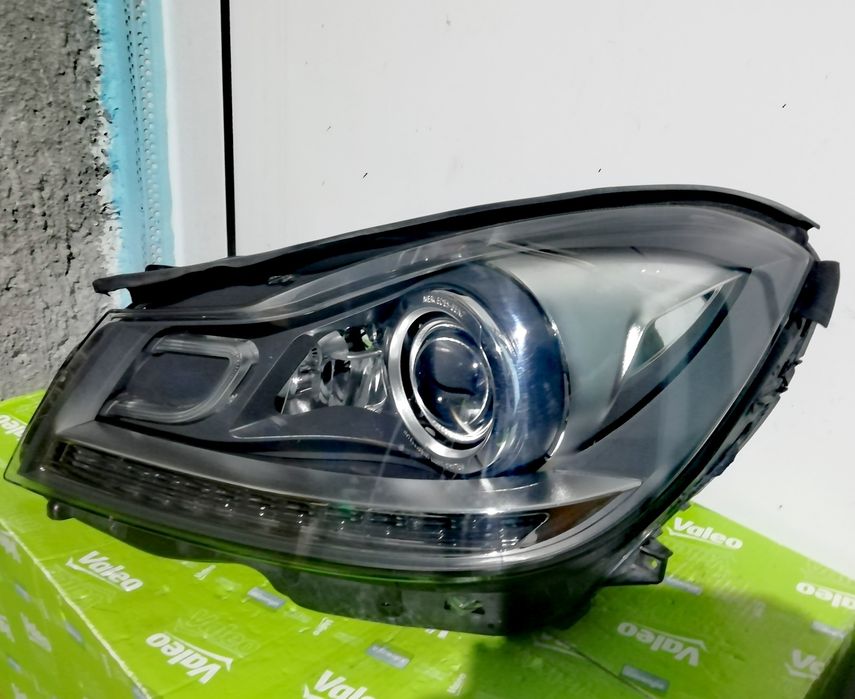 Фар Фарове за Мерцедес  Ц 204 фейс /  Mercedes W204 C-класа  Facelift.