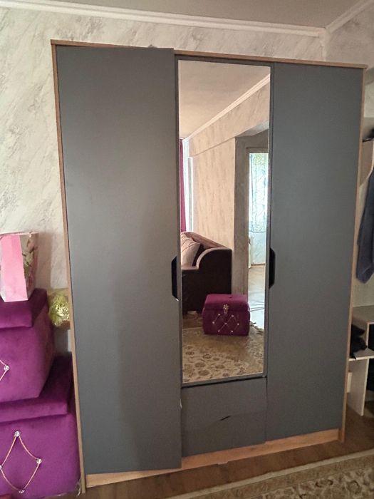 Продается шкаф для одежды