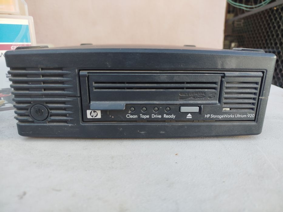 Ленточный накопитель HP StorageWorks Ultrium 920.