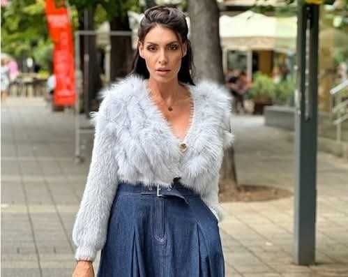 Нова жилетка с естествен косъм розова