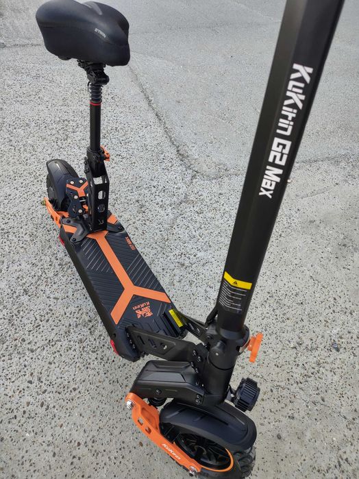 Vând trotineta electrica Kukirin G2 Max
