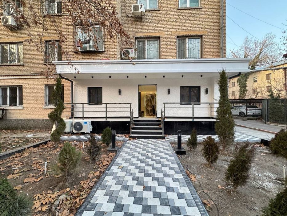 Слается на Ц-1, Нежилое помещение (55м2) 2-линия Срочно