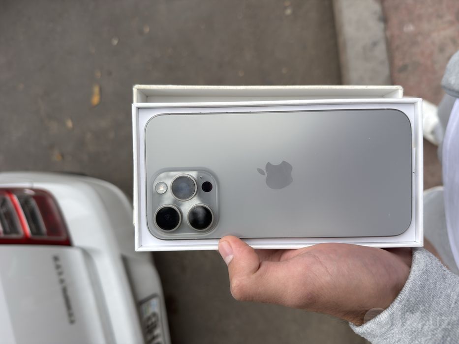 iPhone 15 Pro Max