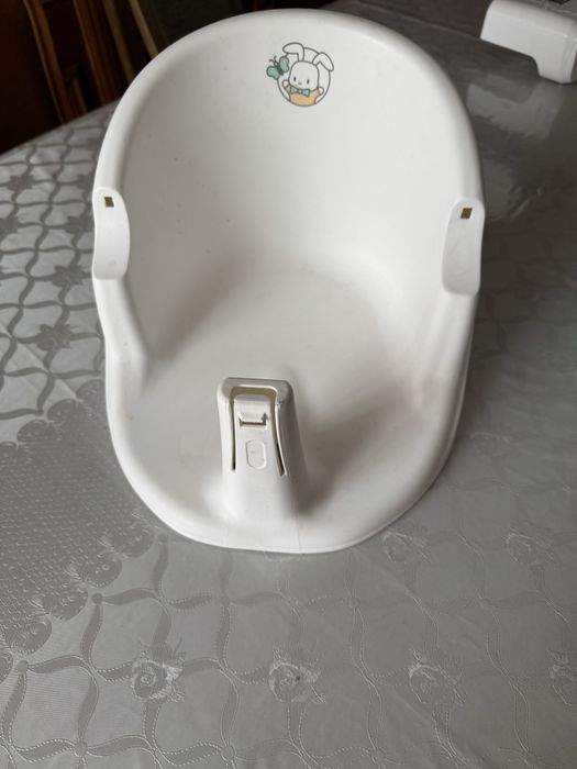 Продам стульчик для купания