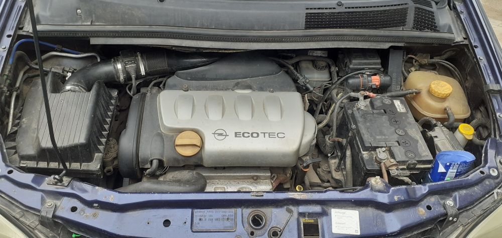 Продам Опель Зафира 1.8 2000