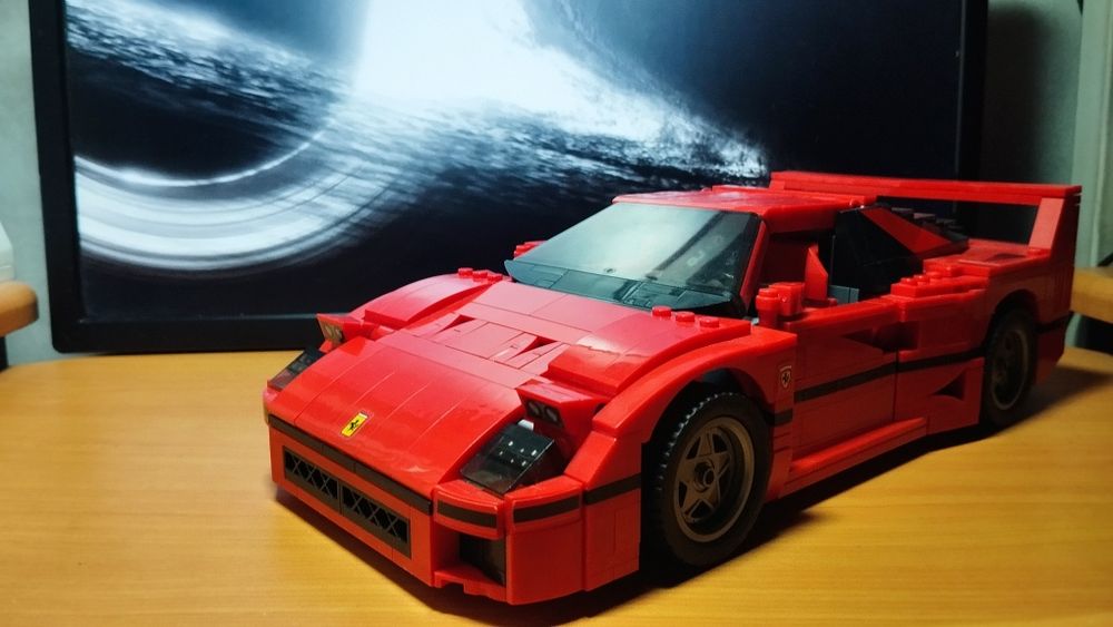 продам Лего Феррари ф40