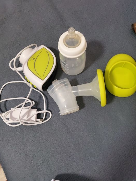 Продавам електрическа помпа за кърма