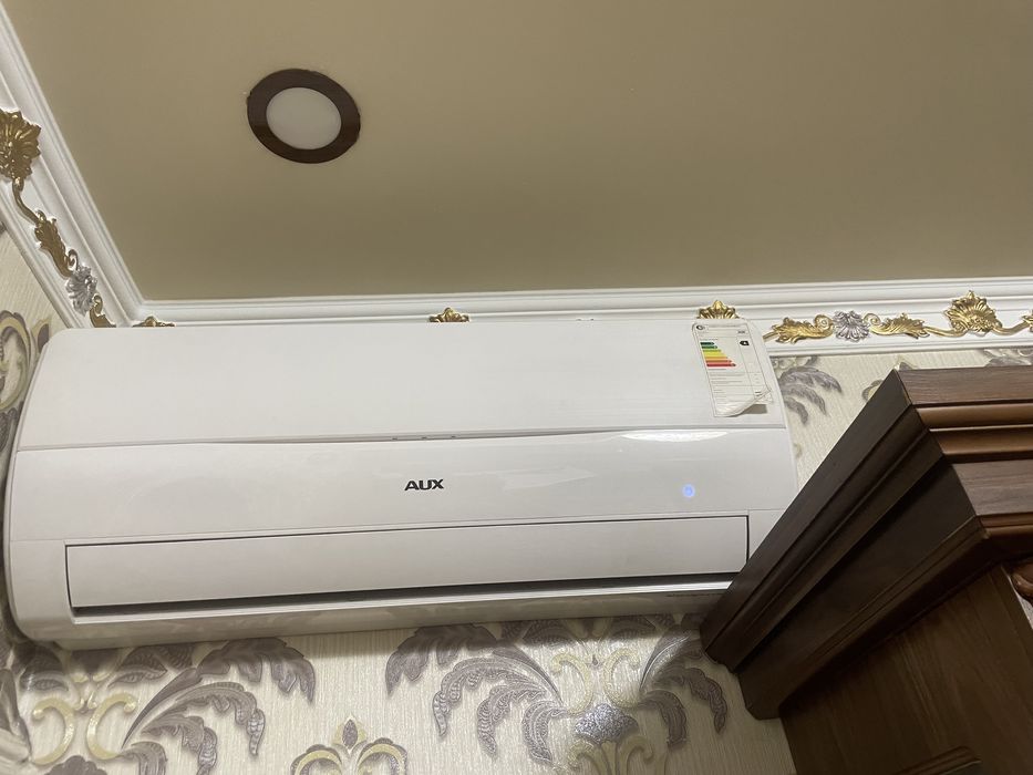 Кондиционер АУХ 12