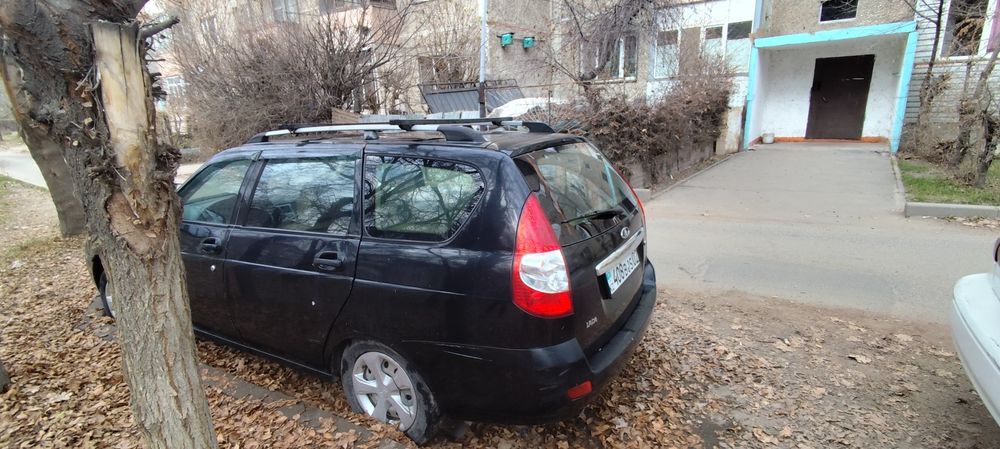 Продам срочно машину