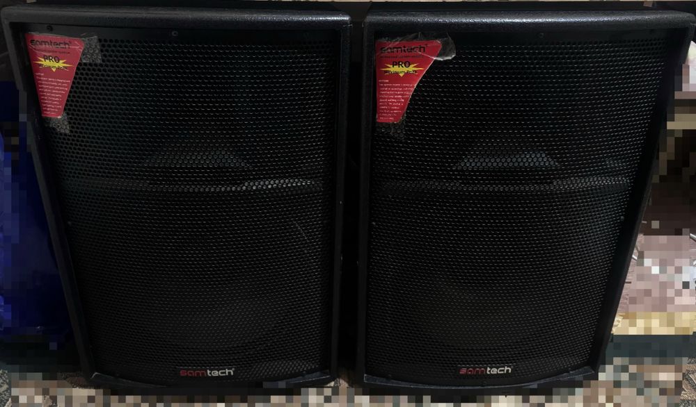 Музыкальный аппаратура. Комплект.