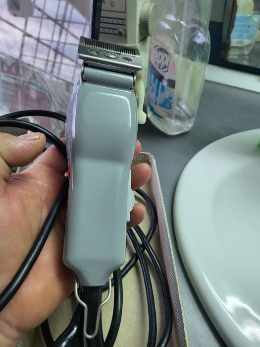 Masina tuns profesionala