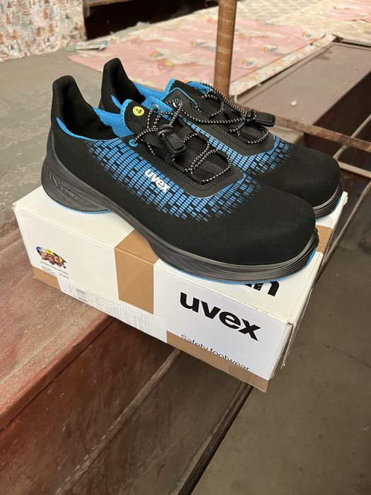 Vand pantofi protectie Uvex marimea 45