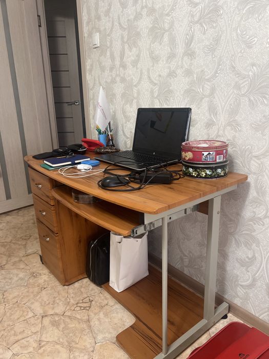 Стол для рабочего места/компьютерный стол