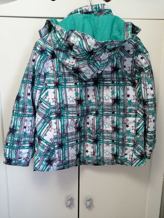 Geacă ski /iarnă 122-128 cm, noua