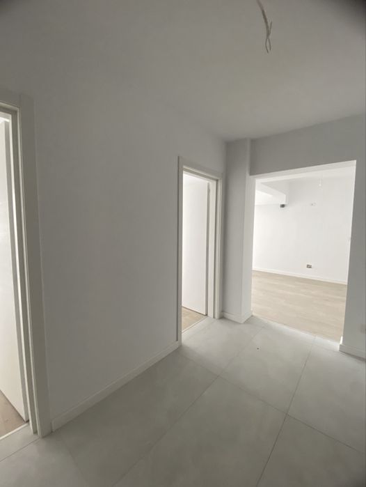 NOU ! 3 Camere, 2 Băi COMPLET FINISAT în Nufarul !!