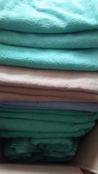 Полотенца махровые 50 шт