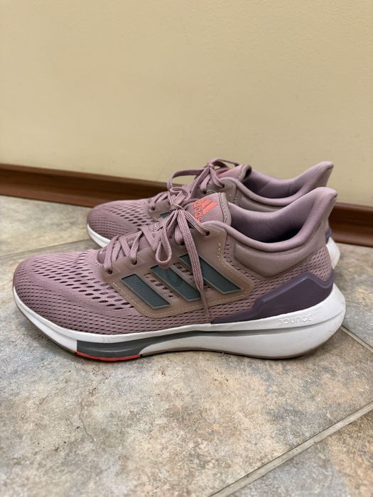 Оригинални Adidas Performance маратонки за бягане Eq21 Run GZ4075, розово-лилави, размер 40 2/3, като нови