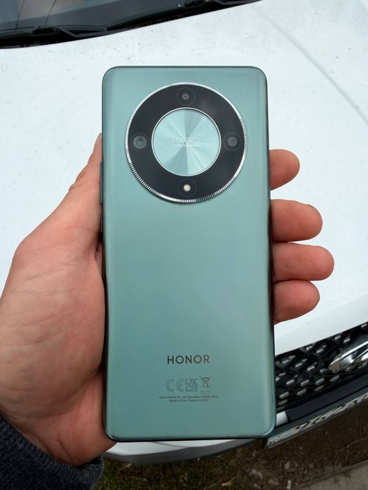 Продам телефон Honor X9B
