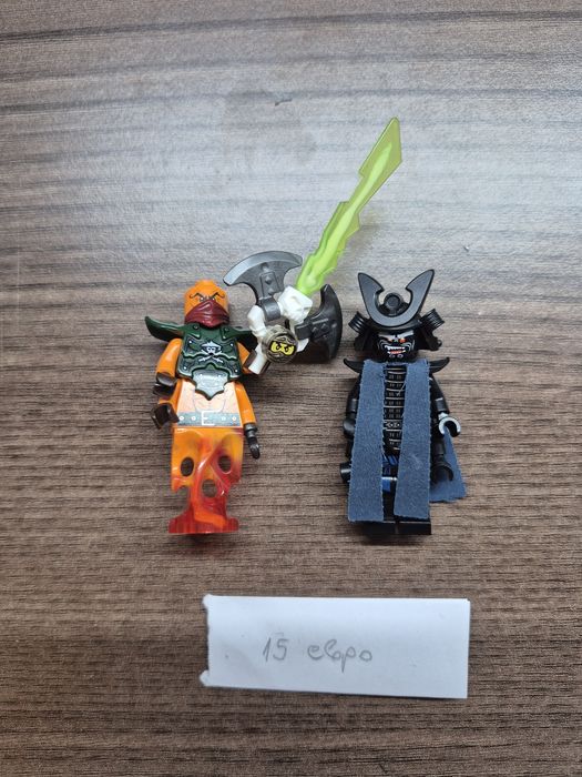 Лего нинджаго фигурки от различни години и сетове за продажба.