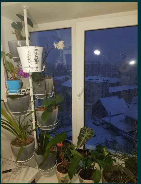 Подставка для цветов.