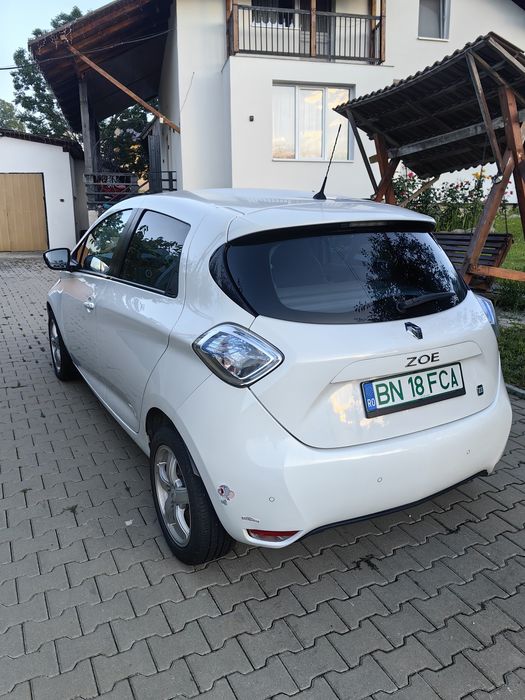 RENAULT Zoe 2015 — imagine 4