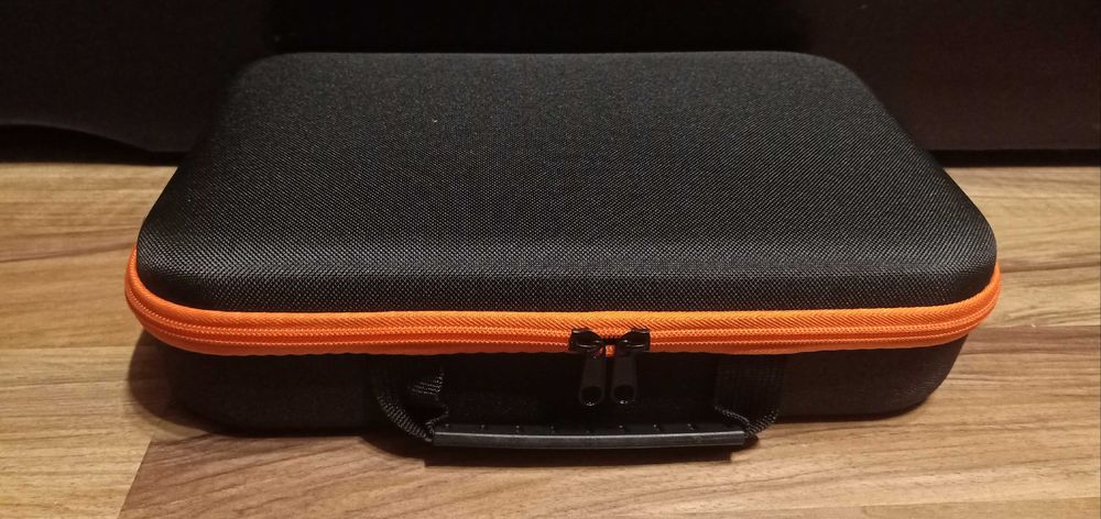 Луксозен куфар за 8 часовника