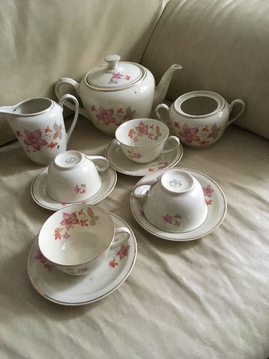 чаши,чинии Weimar,Satcuma, и дървен сервиз..