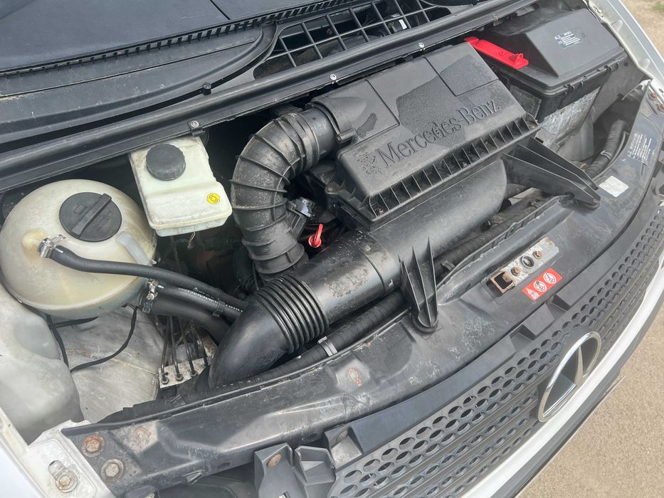 DEZMEMBREZ Mercedes VITO W 639 109 CDI 111 CDI 115 CDI 8+1 LOCURI 2004