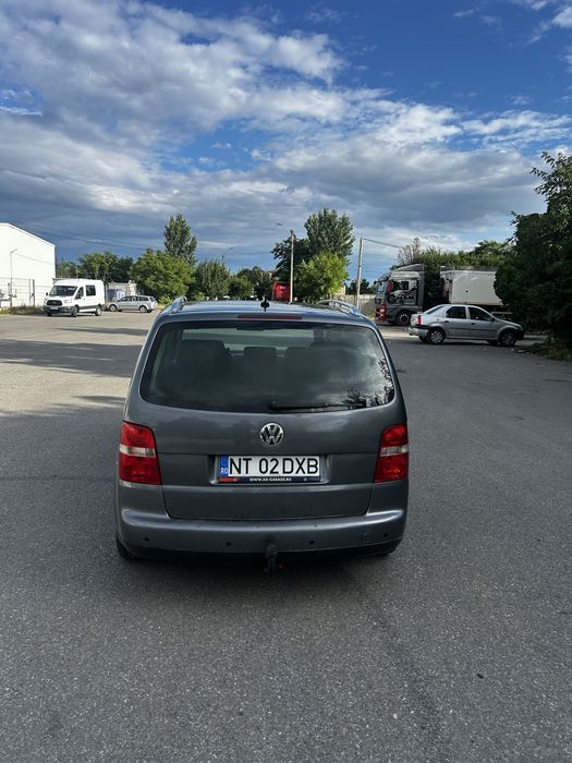 VOLKSWAGEN Touran 2006 — imagine 3
