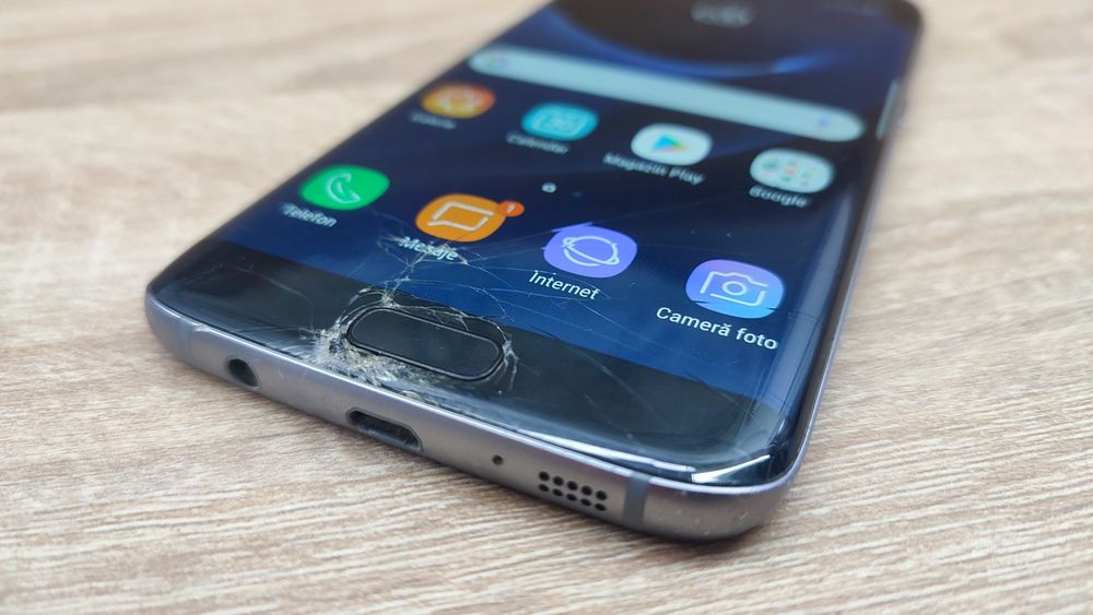 Samsung S7 Edge Black pentru piese sau se poate folosi asa
