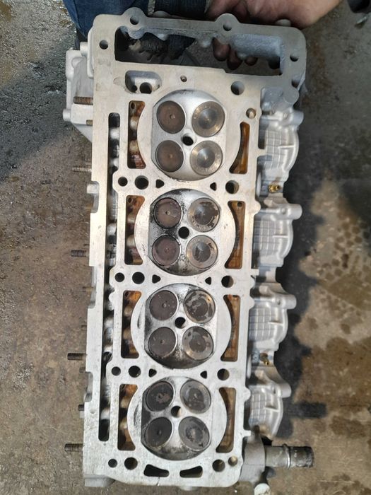Продам головку двигателя М111 2.3